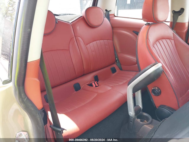 2009 MINI COOPER S WMWMF73579TW84442 Photo 7