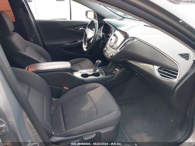 1G1ZE5ST8HF177748 Chevrolet MALIBU 1LT