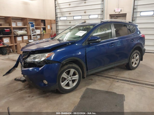 Toyota Rav4 Xle 2014 2T3RFREV4EW139274 Image 2
