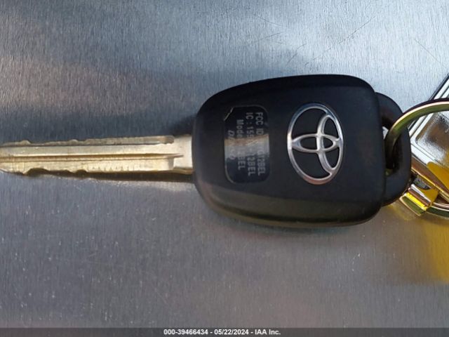 5YFBURHE8HP608917 Toyota COROLLA SE