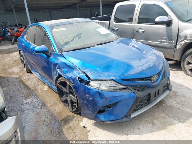 Toyota CAMRY XSE 2018 4T1B61HK7JU159395 main image