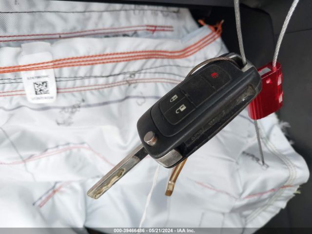 KL7CJKSB9HB227155 Chevrolet TRAX LS