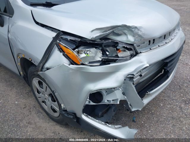 KL7CJKSB9HB227155 Chevrolet TRAX LS