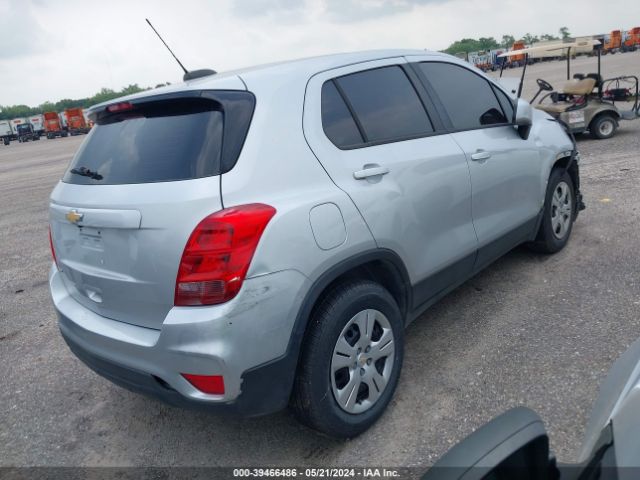 KL7CJKSB9HB227155 Chevrolet TRAX LS