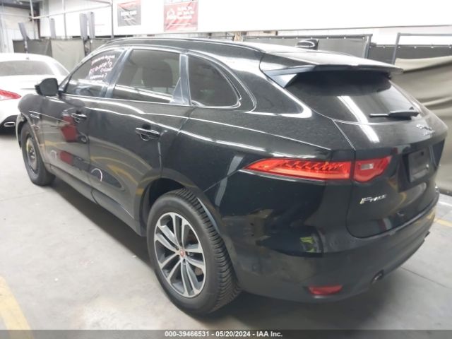 SADCJ2FXXJA321912 Jaguar F-pace 25t Premium