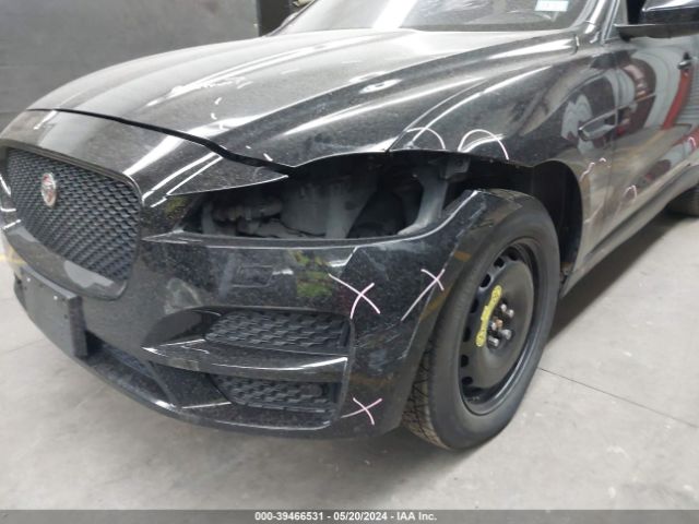 SADCJ2FXXJA321912 Jaguar F-pace 25t Premium