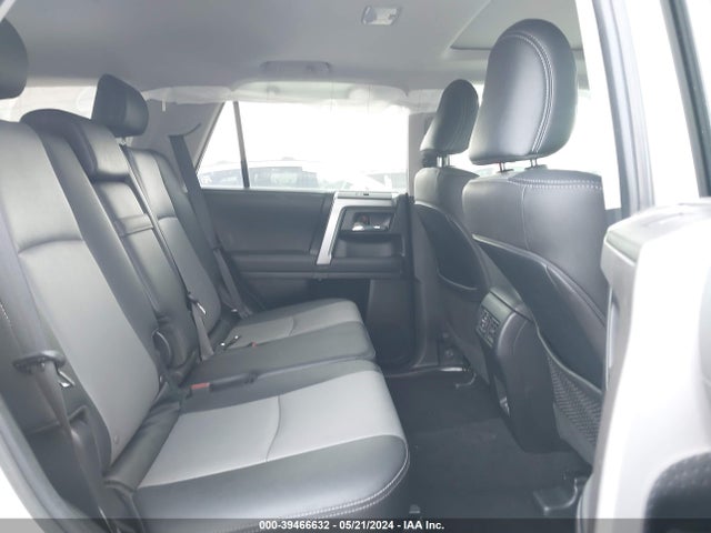 Toyota 4runner Sr5 Premium 2023 JTEFU5JR1P5289567 Image 8