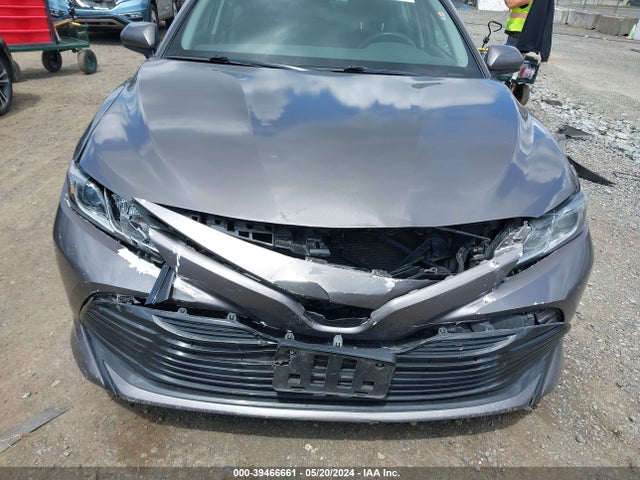 Toyota CAMRY LE 2020 4T1C11AK6LU329794 Image 18