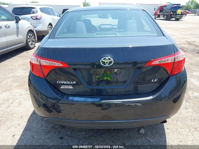 Toyota COROLLA LE 2018 5YFBURHE3JP755636 Image 17