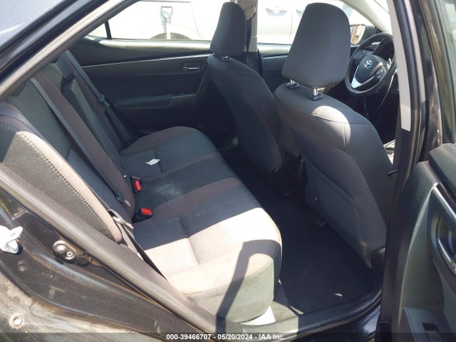 Toyota COROLLA LE 2018 5YFBURHE3JP755636 Image 8
