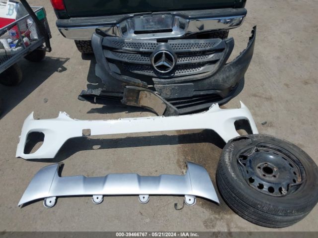 W1YV0CEY2N4121694 Mercedes-Benz Metris