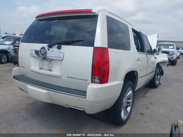 1GYS3DEF8ER120212 Cadillac Escalade Platinum