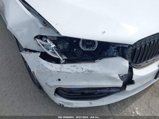 WBAJE5C52KBM76992 BMW 540I