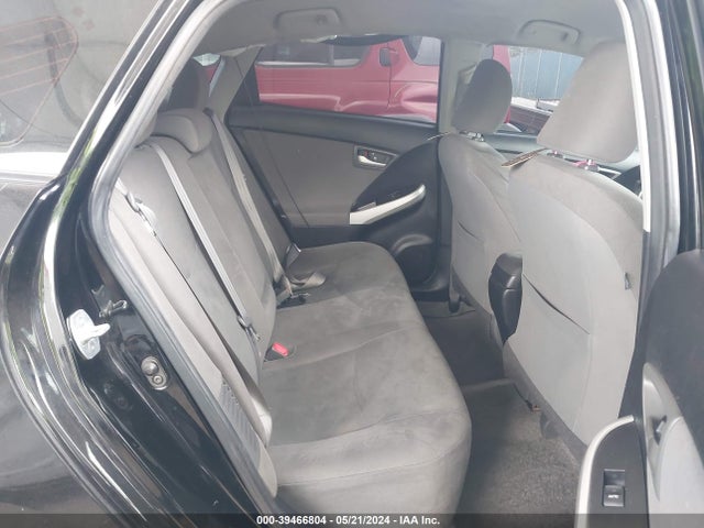 Toyota Prius Two 2014 JTDKN3DU7E1767452 Image 8