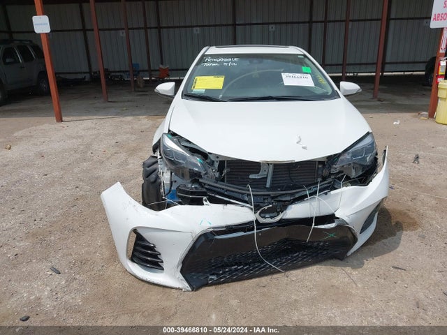 Toyota COROLLA SE 2017 5YFBURHE5HP596418 Image 12