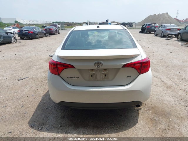 Toyota COROLLA SE 2017 5YFBURHE5HP596418 Image 16