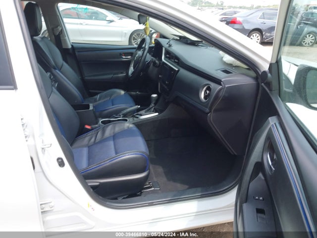 Toyota COROLLA SE 2017 5YFBURHE5HP596418 Image 5