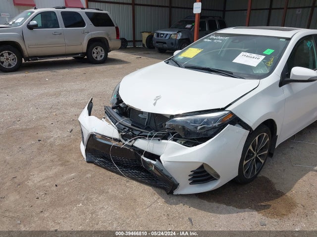 Toyota COROLLA SE 2017 5YFBURHE5HP596418 Image 6