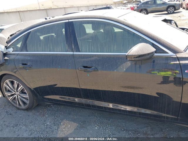 WAUK2AF28KN077137 Audi A6 55 Premium