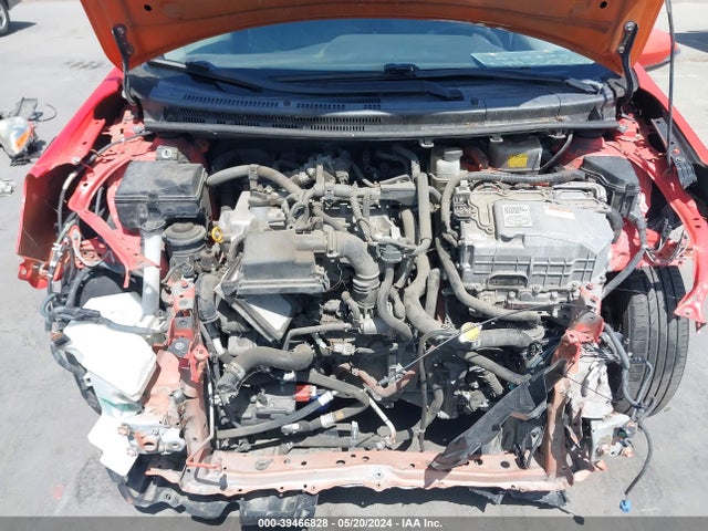 Toyota Prius C Three 2014 JTDKDTB35E1062923 Image 10
