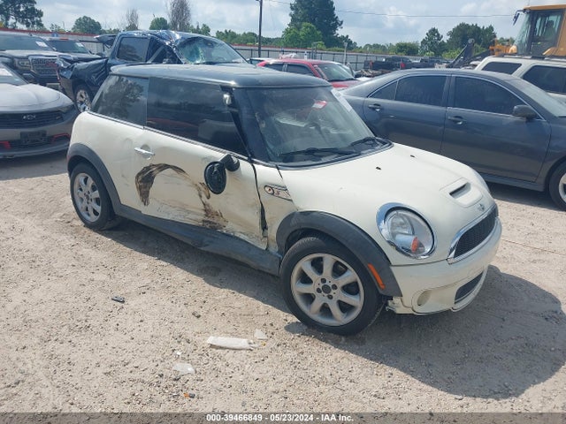 2009 MINI COOPER S WMWMF73519TW87109 Photo 0