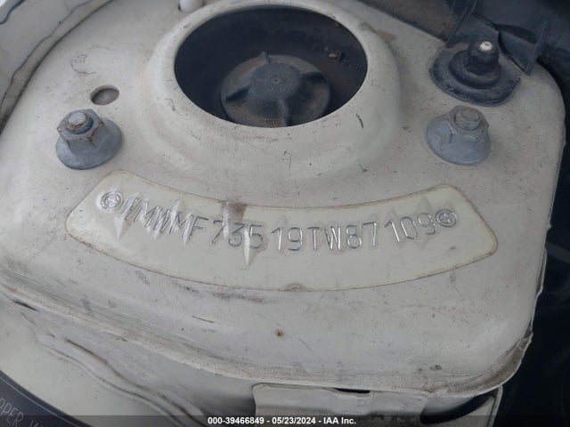 2009 MINI COOPER S WMWMF73519TW87109 Photo 8