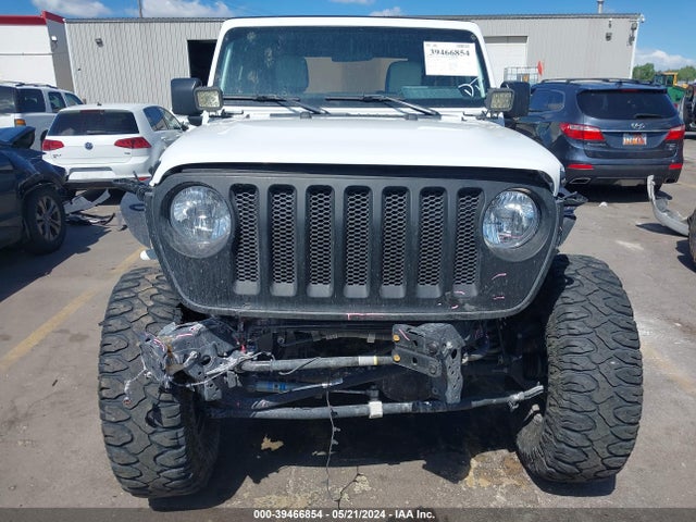 1C4GJXAN9MW756475 Jeep Wrangler Sport S 4x4