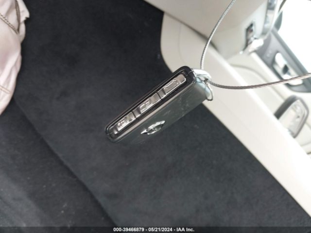 7JRL12FZ3NG172244 Volvo S60 B5 Momentum