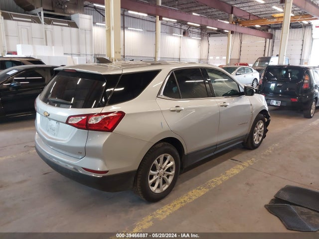 Chevrolet EQUINOX LT 2018 3GNAXJEV0JS569667 Image 4
