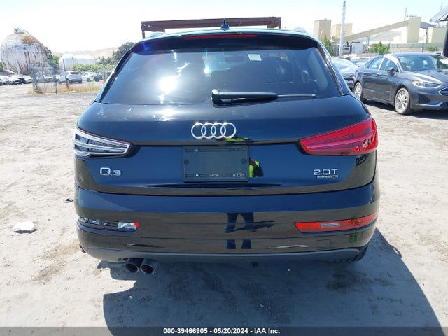 WA1JCCFS2HR011914 Audi Q3 2.0t Premium