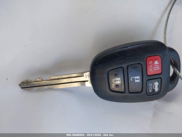 Toyota CAMRY LE 2016 4T1BF1FK4GU569440 Image 11