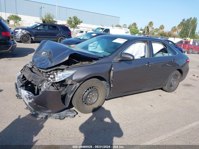 Toyota CAMRY LE 2016 4T1BF1FK4GU569440 Image 2