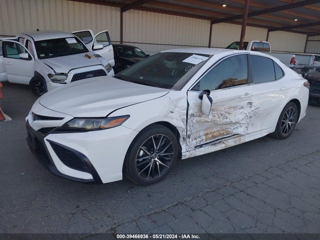 Toyota CAMRY SE 2024 4T1T11AK2RU871533 Image 2