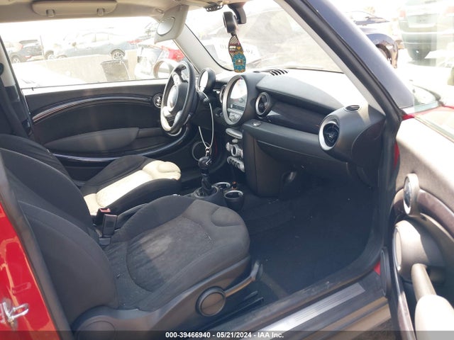 2009 MINI COOPER WMWMF33549TW70992 Photo 4