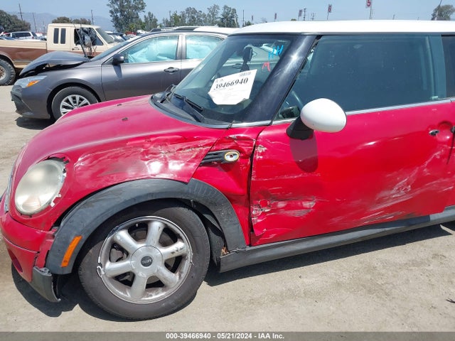 2009 MINI COOPER WMWMF33549TW70992 Photo 5