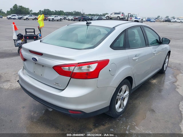 Ford FOCUS SE 2014 1FADP3F28EL349099 Image 4