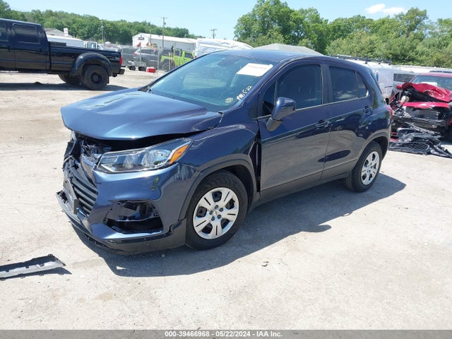 Chevrolet TRAX LS 2019 3GNCJKSB7KL178246 Image 2