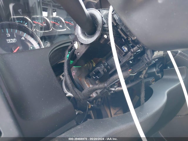 Chevrolet Suburban Ls 2018 1GNSCGKC5JR175526 Image 17