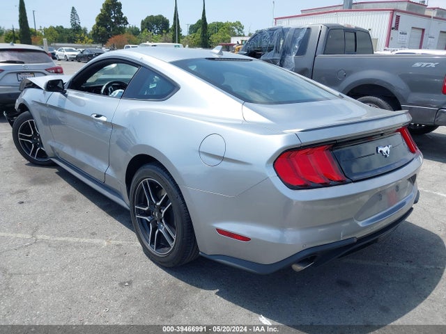 Ford Mustang Ecoboost Premium Fastback 2023 1FA6P8TH0P5105372 Image 3
