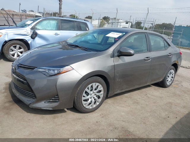 Toyota COROLLA LE 2017 2T1BURHE6HC952018 Image 2