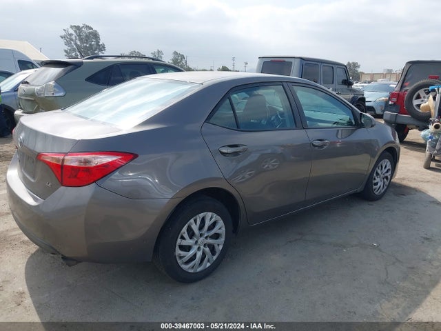 Toyota COROLLA LE 2017 2T1BURHE6HC952018 Image 4