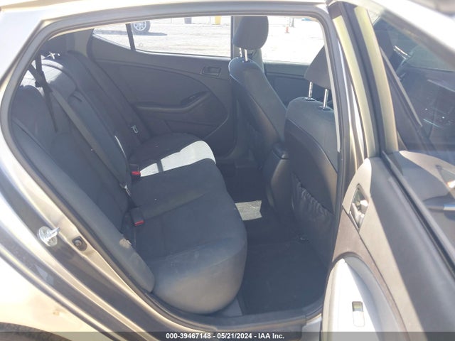 KIA Optima Lx 2015 5XXGM4A71FG502304 Image 8