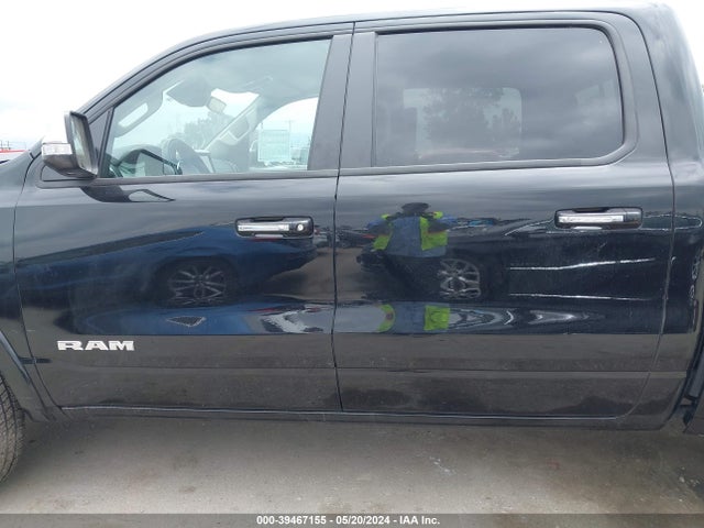 RAM 1500 Laramie  4x4 5'7 Box 2022 1C6SRFJT7NN363777 Image 14