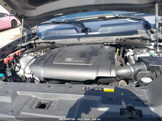 SALEJ7RX7M2050716 Land Rover Defender 110 S