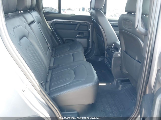 SALEJ7RX7M2050716 Land Rover Defender 110 S