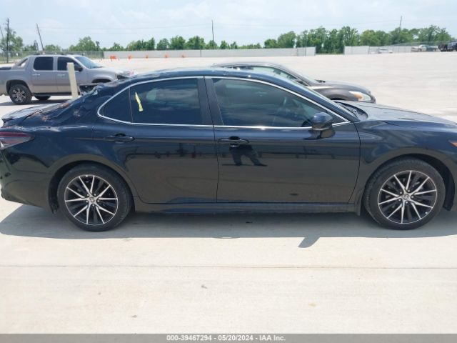 4T1G11AK2RU847072 Toyota CAMRY SE