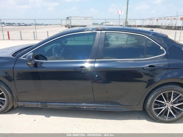 4T1G11AK2RU847072 Toyota CAMRY SE