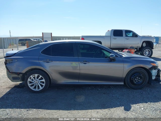 Toyota CAMRY LE 2022 4T1C11AK8NU068090 Image 14