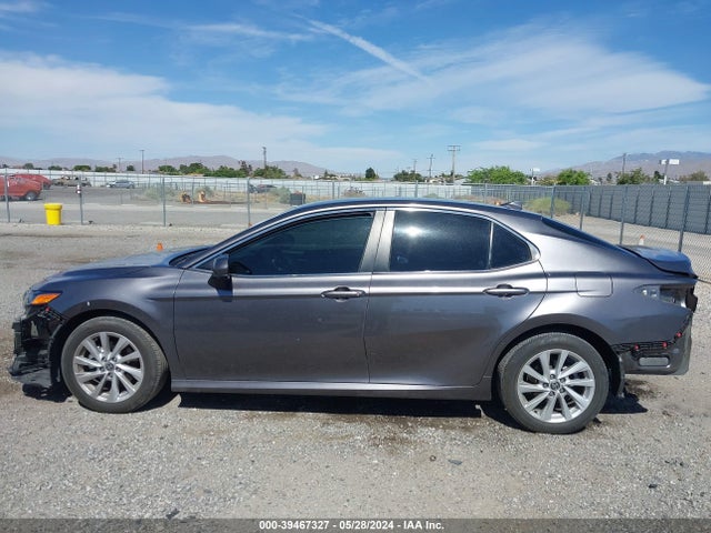 Toyota CAMRY LE 2022 4T1C11AK8NU068090 Image 15