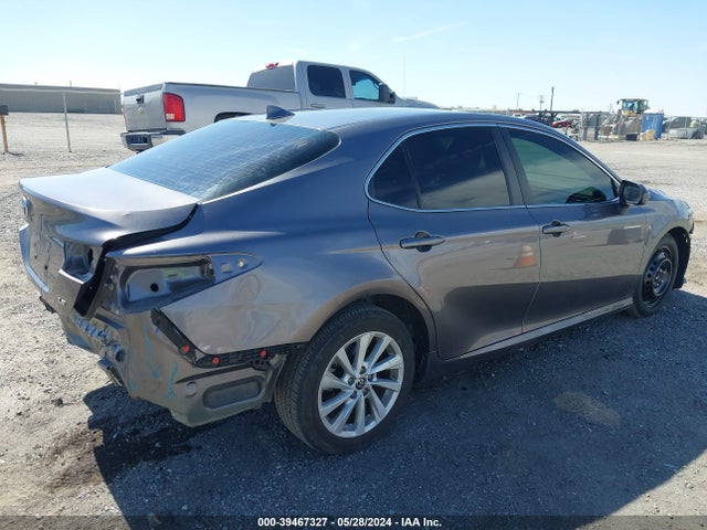 Toyota CAMRY LE 2022 4T1C11AK8NU068090 Image 4